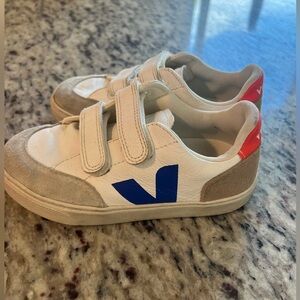 VEJA Velcro leather sneakers size 13.5